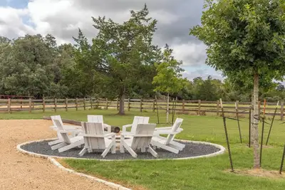 Image de Grill & Chill Vibes | Enjoy Summer Ranch Life | Cottonwood Ranch