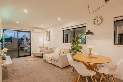 Image de Addington Stadium Stay - Sleeps 5