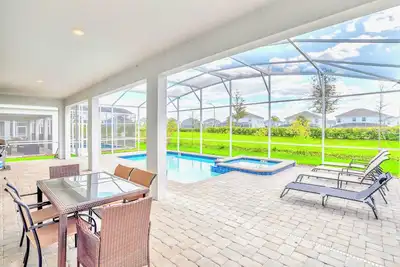 Image de Upstay: Spacious 8br Home w Pool—ChampionsGate