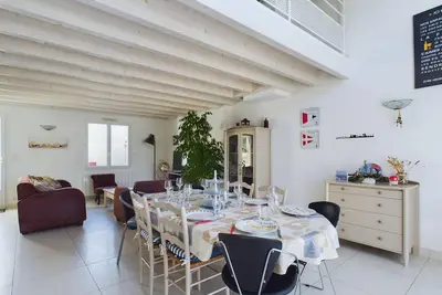 Image de Maison pour 8 avec jardin Ă 600m de la plage