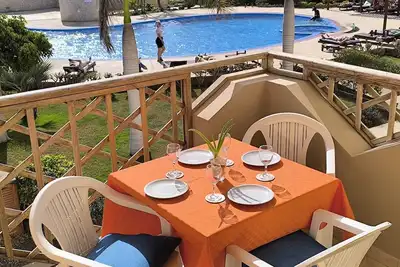 Image de First floor apartment with sunny balcony near the beach