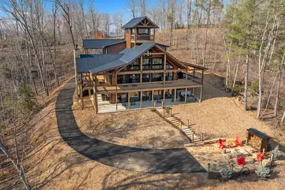 Image de Big Top On Blue Ridge- Blue Ridge Ga