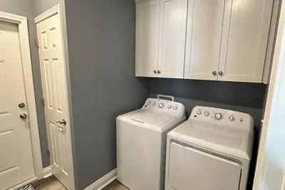 Image de Charming 1-bedroom cottage in Ridge/Judice community with central Ac/Heating.