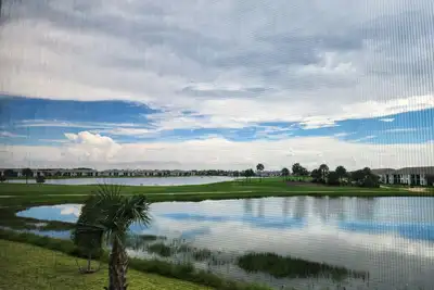 Image de Gorgeous! Two-Bedroom Condo with Resort Style Ammenities. Kick Back & Relax!