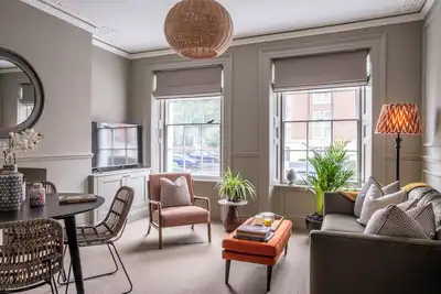 Apartment 6, luxury, sustainable, with king size bed
