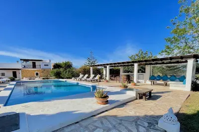 Image de Thrilling Ibiza Villa | Villa Nott | 3 Bedrooms | Spacious Furnished Sun Terrace | Private Outdoor Pool | Bbq Facilities | Shaded Outdoor Dining Area | Private Garden | Children's playground | San Jose de sa Talaia