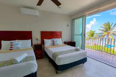 Image de Wonderful House front to the beach in Puerto Morelos