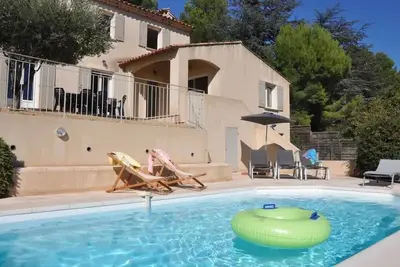 Image de Villa au cœur des Alpilles en Provence, entre St-Rémy, les Baux et Arles