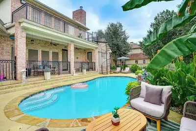 Image de Near Cedar Hill State Park: Apt w\/ Pool Access!