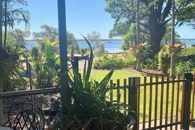 Image de Waterfront\nStunning Waterfront Beach House