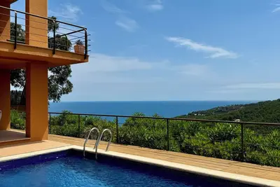 Image de Stunning 5 Bedroom house in Begur: Breathtaking sea views with a fantastic pool