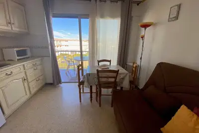 Image de Appartement cosy avec balcon et climatisation à Balaruc-les-Bains
