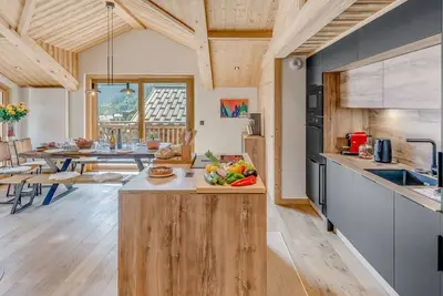 Image de Duplex luxe 12 pers, 5 chambres, 4* Champagny, parking, WiFi, vue saisissante