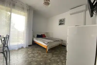 Image de Studio cosy avec balcon, proche des Thermes, animaux admis, climatisé, classé 2 étoiles