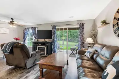 Image de Fallcreek Haven – A Chic Retreat
