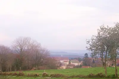 Image de Une vaste chambre au cœur du Bourg.