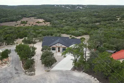 Image de House at Sunset Valley I Views, Families