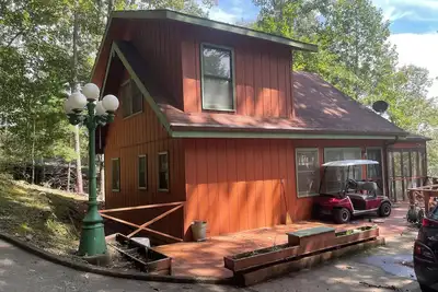 Image de Charming 2-bedroom cabin with WiFi in the the Smokey Mountains