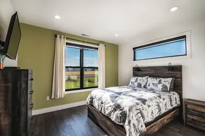 Image de Luxurious Home in Red Lodge Mt, Golf Course Retreat with Stunning Mountain Views