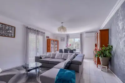 Image de Le Bonheur d'Accueillir - Apt de 120 m2 avec jardin