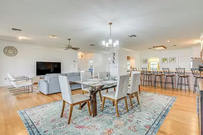 Image de Waterfront Home w/ Boat Dock in Lake Placid!