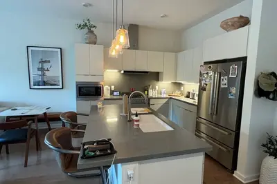 Image de Upscale 2-Bedroom Condo steps from South Congress and 1st Street