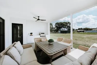Image de Mudgee Haven Stunning Terra Modern Design
