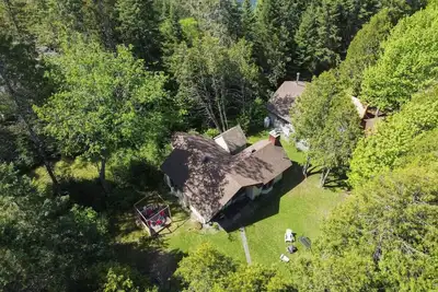 Image de Chalet Mon Repos - Lac Sarrazin avec embarcations