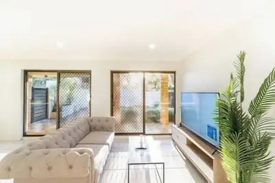 Image de S11 - Bright Sunnybank Getaway - 4br 2ba