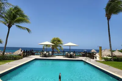 Image de Beau Rivage Penthouse-Willemstad with private beach and magnificent ocean view