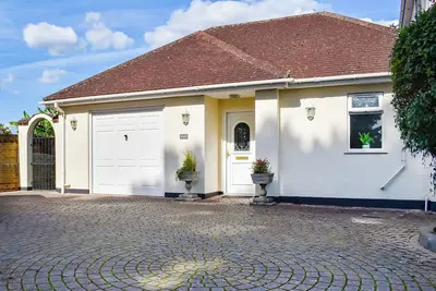 Image de 1 bedroom accommodation in Poole
