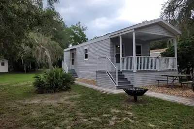 Image de Cozy mobile home in charming Crystal River with WiFi and Ac