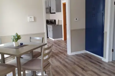Image de Large 3-bedroom house in charming Bay City with WiFi, Ac. Enjoyable getaway