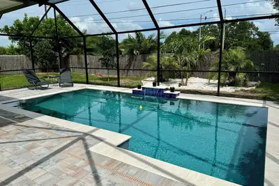 Image de Coastal-Vibe Renovated Pool Home with Yard-Your Perfect Florida Getaway Awaits