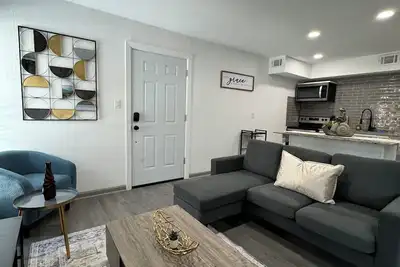 Image de Dt Dallas 1bd Boho Abode 5 Min from Love Field