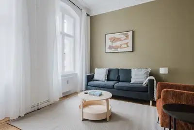 Image de Perfect Kreuzberg 1br w/ Balcony, Fully Equipped, by Blueground