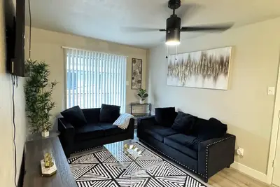 Image de Downtown Dallas Luxe Urban Haven 1bd Retreat