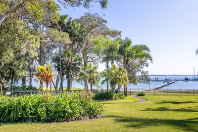 Image de The Moorings 22, 4 Cromarty Rd - stunning townhouse with water views