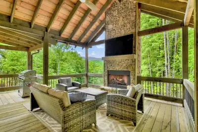 Image de Altitude Adjustment - Epworth Ga- New Listing