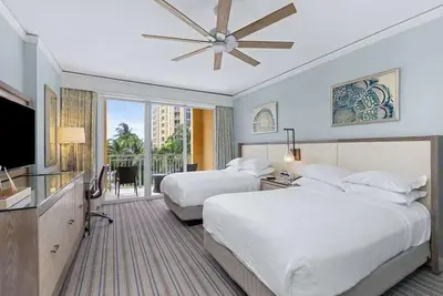 Image de Ruby by Viac- Stunning Studio Apartment Ritz Carlton