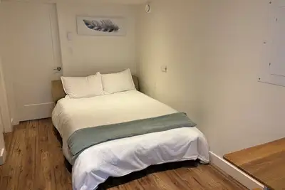 Image de Cozy basement suite
