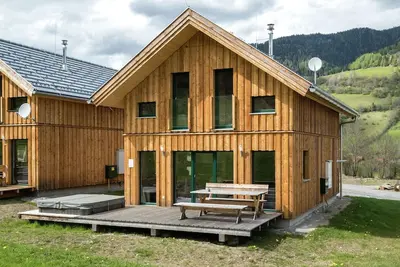 Image de Chalet chaleureux avec bain à remous