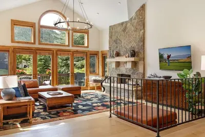 Image de EagleVail Golf Course Views - Private Hot Tub!
