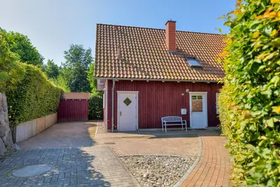 Image de Coastal house with its own sauna and fireplace approx. 400 meters from the Baltic Sea beach.