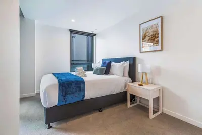 Image de Stylish Apt with Balcony and Full Amenities
