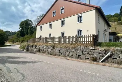 Image de Grand chalet à la montagne idéal pour les familles, enfants et randonneurs.