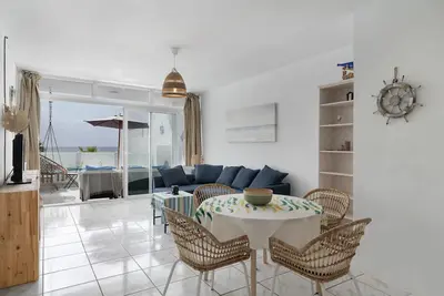 Image de Appartement de vacances 'Vistamar' avec vue sur mer et Wi-Fi