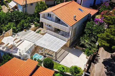 Image de Spacious villa in enchanting Rogoznica with WiFi, Ac and heated swimming pool.