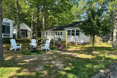 Image de Bateau Cabin one of three Cove Cabins in St Michaels