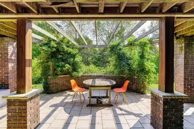 Image de Home w\/ Fire Pit, Near Downtown Hudson + Skiing!